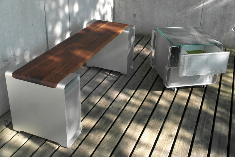 Illustration for article titled This Bench Is Built Using Two Power Mac G5s